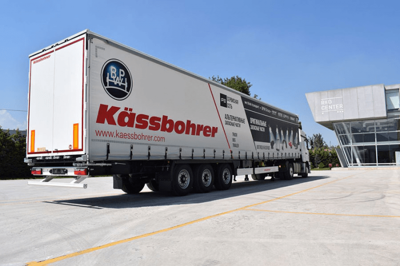 Полуприцеп тентованный Kassbohrer Maxima 13,6 м-0