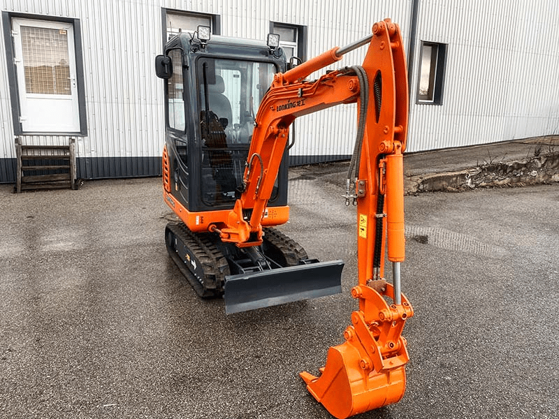 Гусеничный экскаватор Lonking CDM6020-1