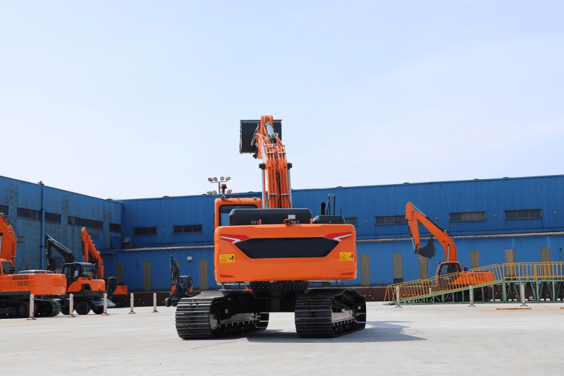 Гусеничный экскаватор DOOSAN DX220LC-7M-3