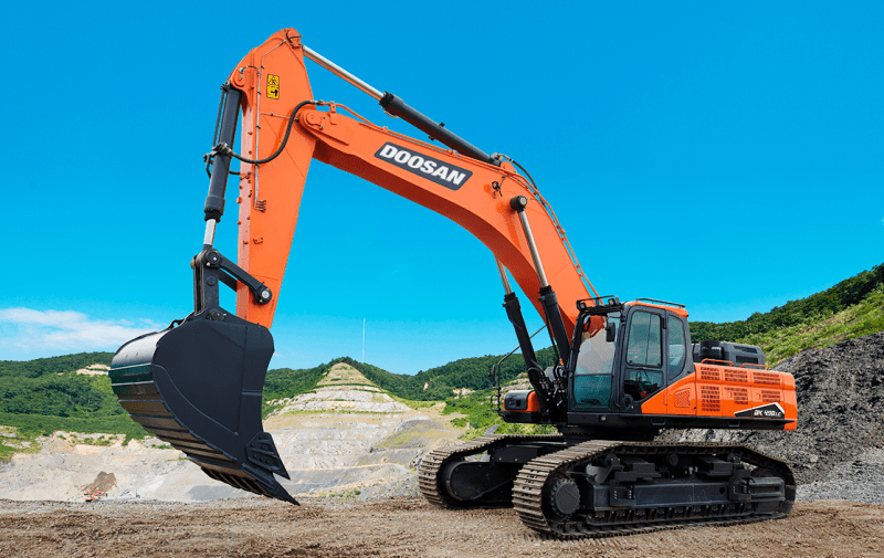 Гусеничный экскаватор DOOSAN DX490LC-7M-3