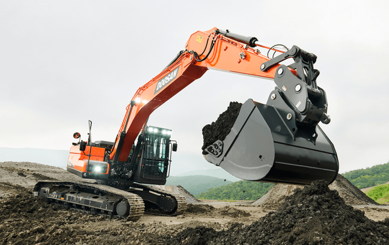 Гусеничный экскаватор DOOSAN DX225LC-7 (Евро3)-1