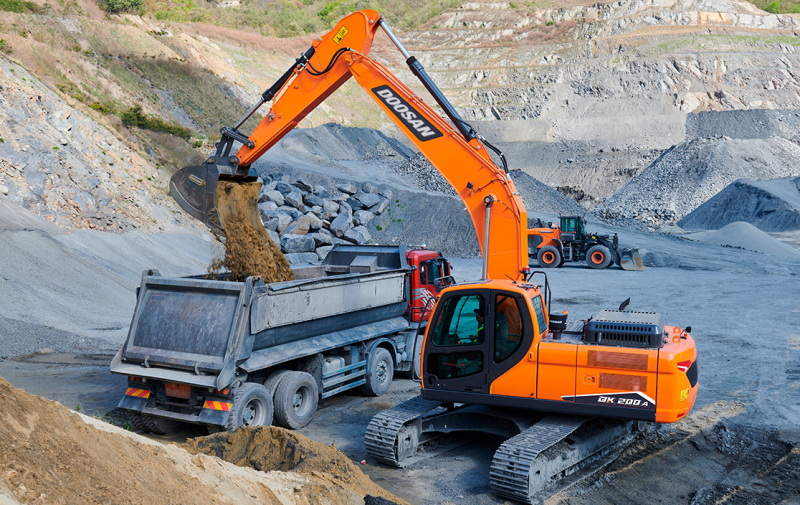 Гусеничный экскаватор DOOSAN DX200A-7M-0