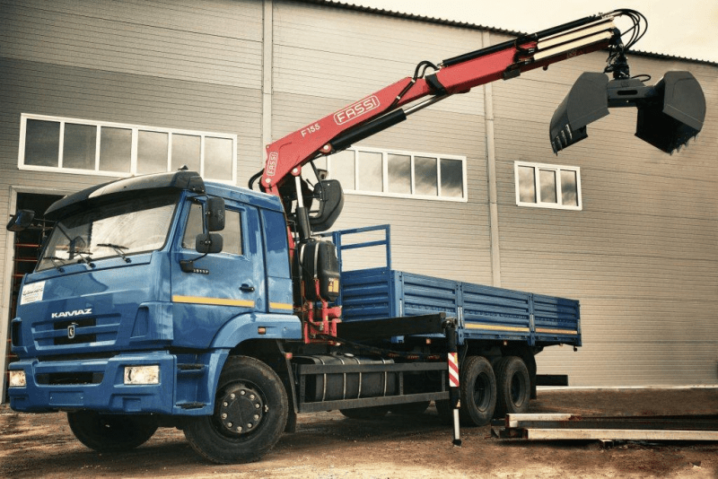 Кран-манипулятор Fassi F155A.0.22 на шасси КамАЗ 65117